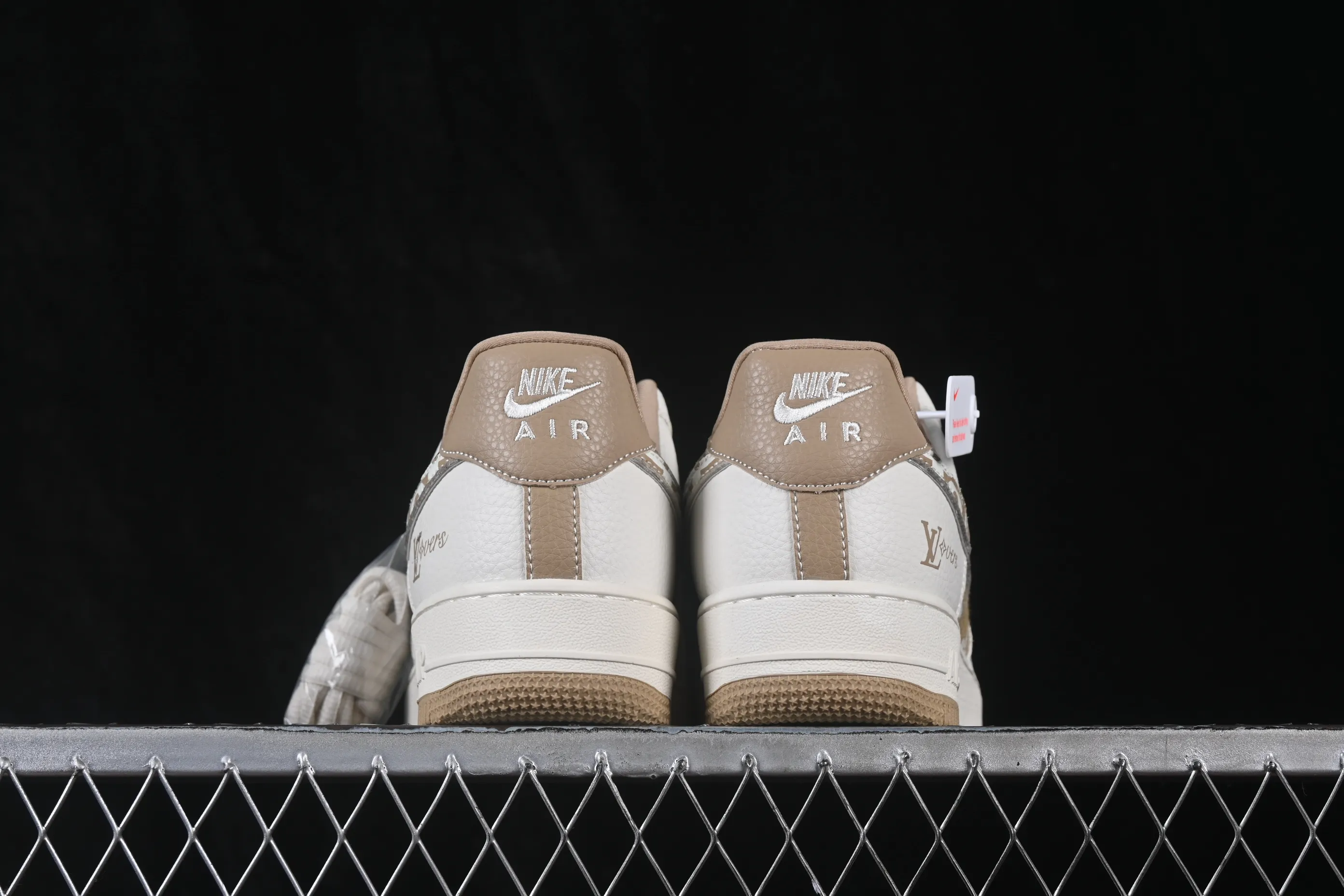 All categories Nk Air Force 1 Air Force series Nk Air Force 1 Low Air Force low-top Nike Air Force 1'07 Low Air Force 1 low-top casual sneakers DW8806-031